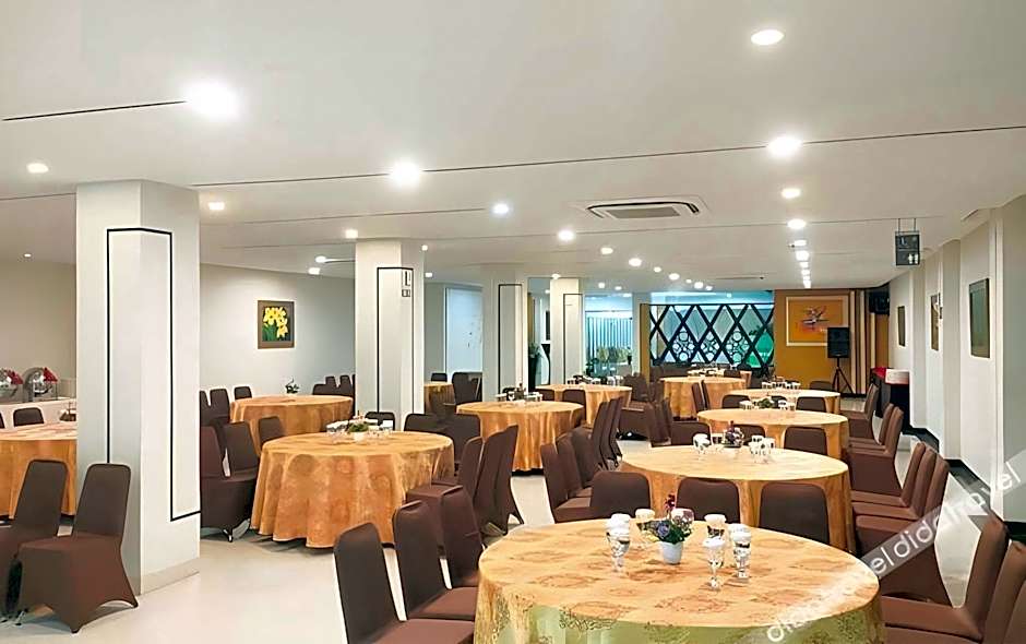 Kawana Hotel