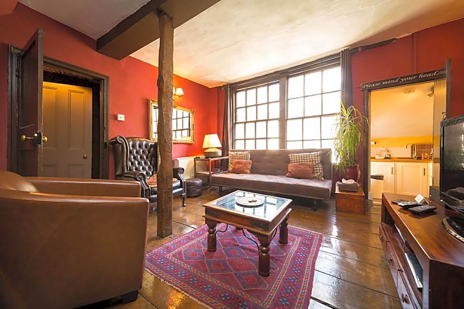 Trembling Madness Apartments