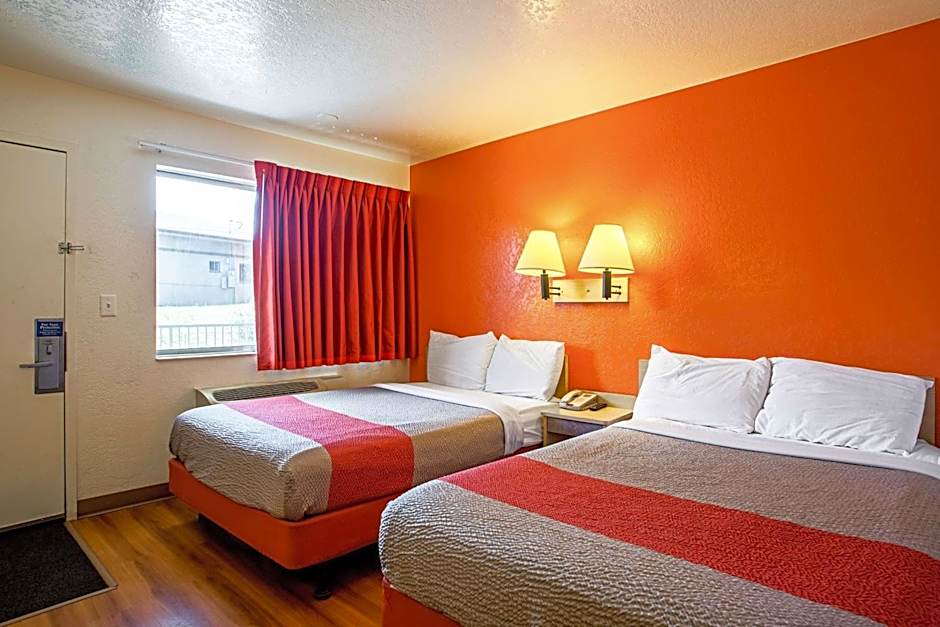 Motel 6 Prescott