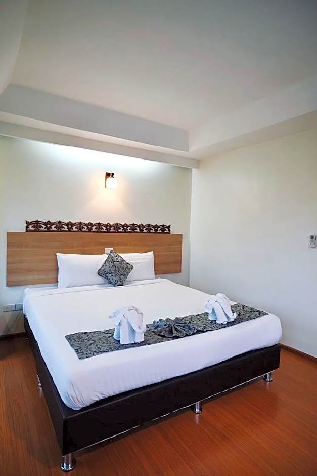 Narai Iyara Palace