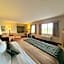 AmeriVu Inn and Suites - Waconia