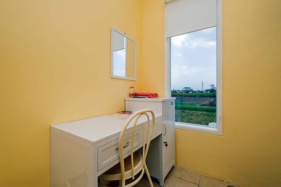 RedDoorz Syariah near RSUD Dr Iskak Tulungagung