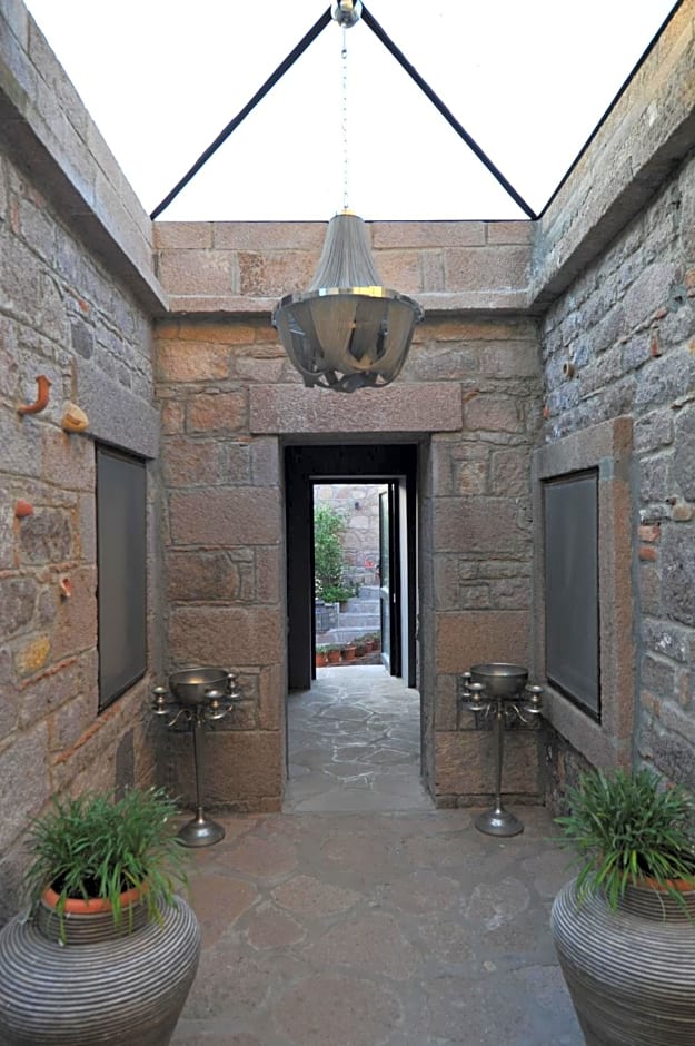 Assosyal Hotel
