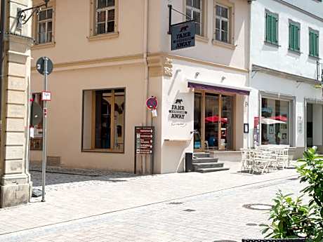 Hotel - Weinbar FAHR AWAY