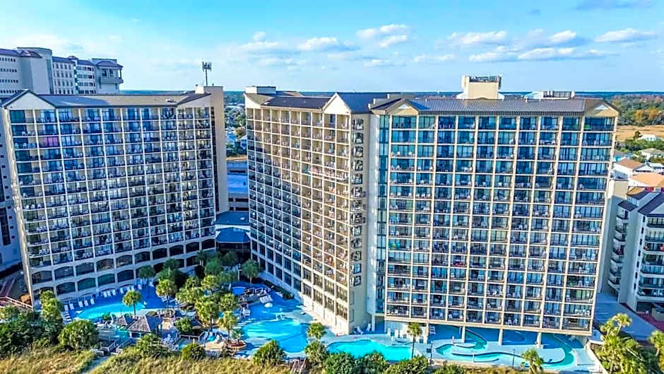 Oceanfront Views, Recently Renovated Kitchen,Pools