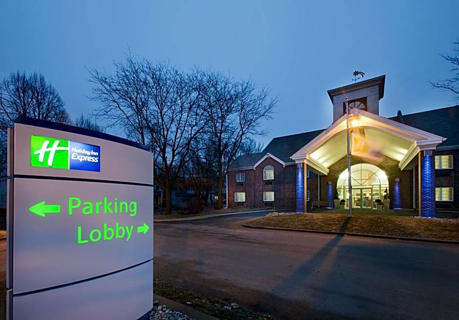 Holiday Inn Express Des Moines - At Drake University – Des Moines, IA