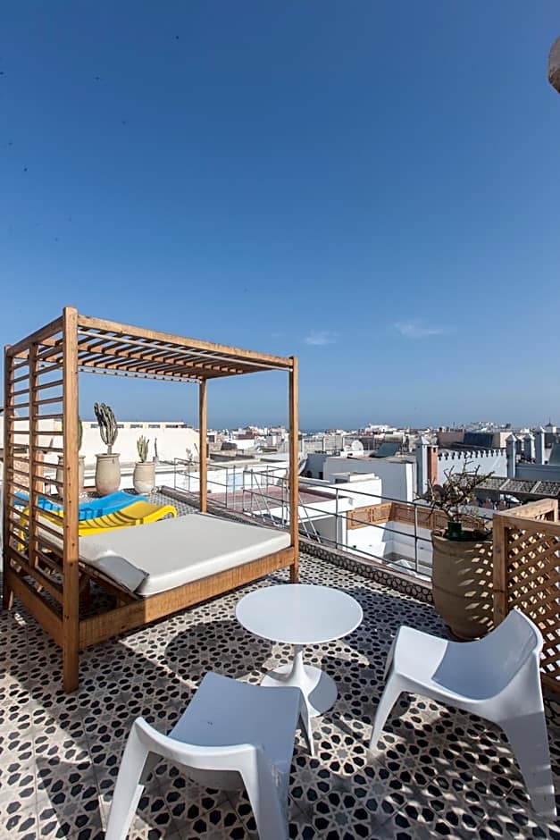 Riad Emotion