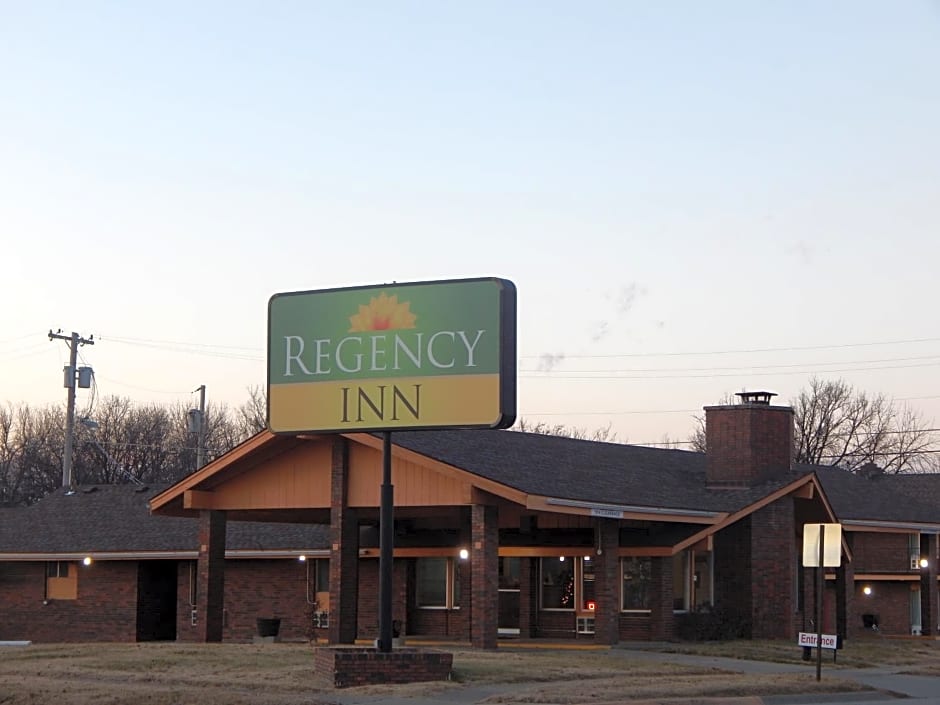 Regency Inn Iola