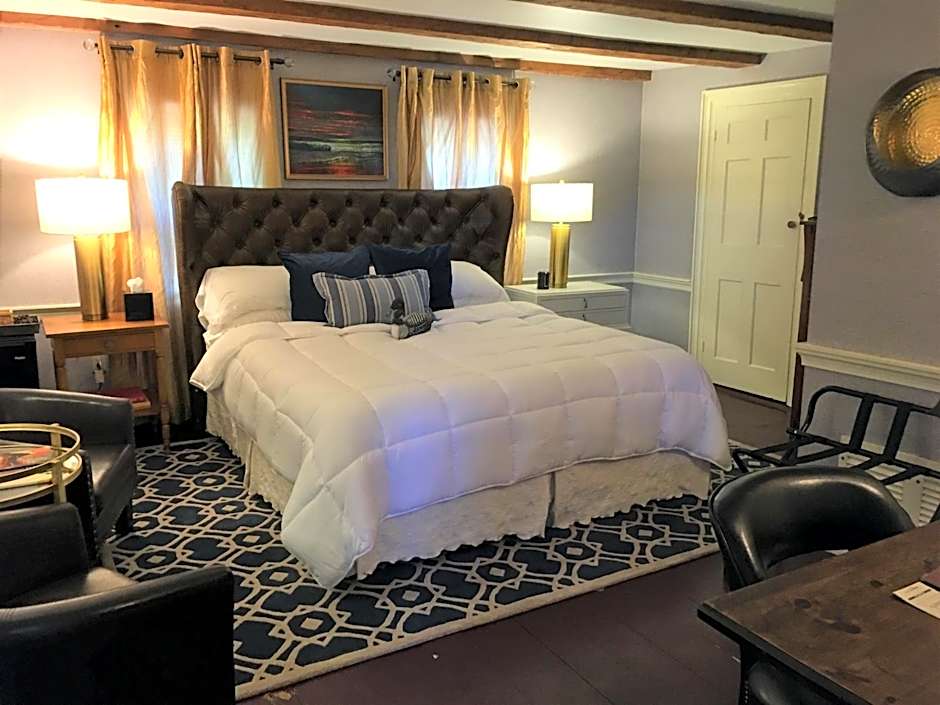 Center Lovell Inn