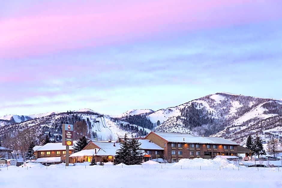 Best Western Plus Landmark Inn