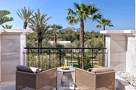 Premier King Room with Terrace and Garden View