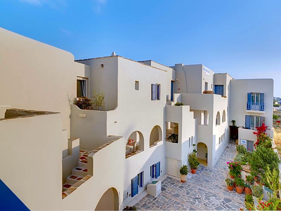 Iria Beach Art Hotel