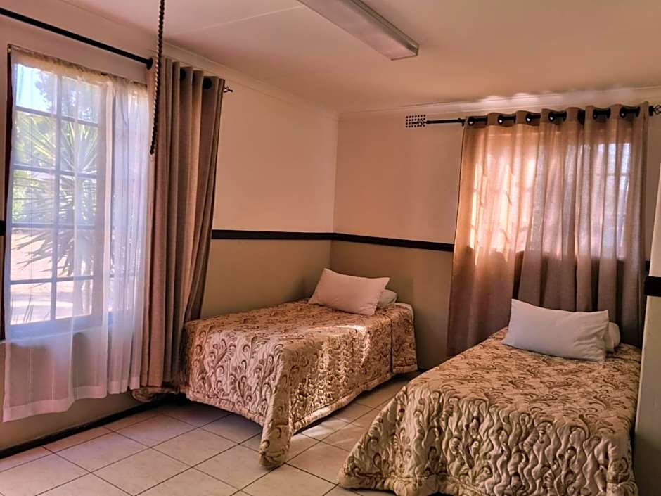 Airport Inn Bed and Breakfast