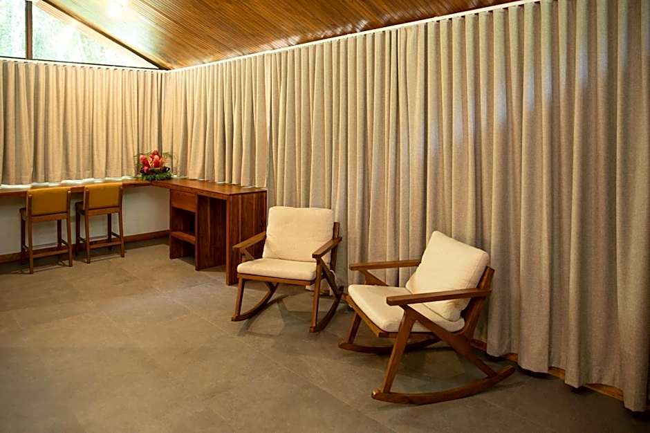 Pachira Lodge