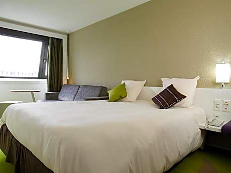 Standard Room with 1 Double Bed and Sofa Bed