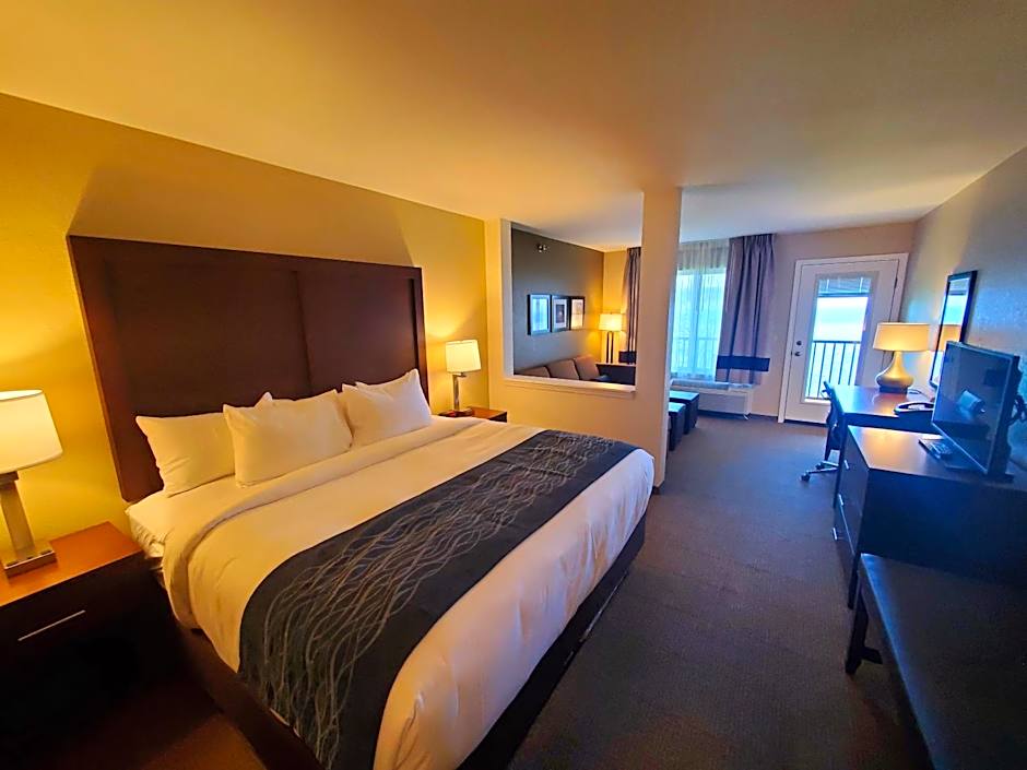 Comfort Inn & Suites Munising-Lakefront
