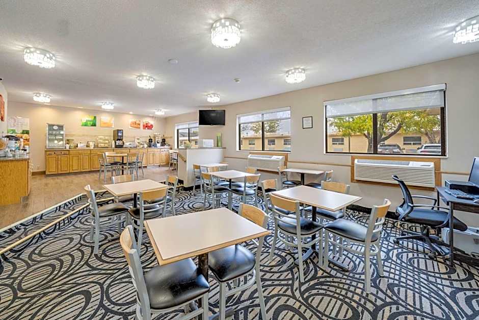 Quality Inn & Suites South