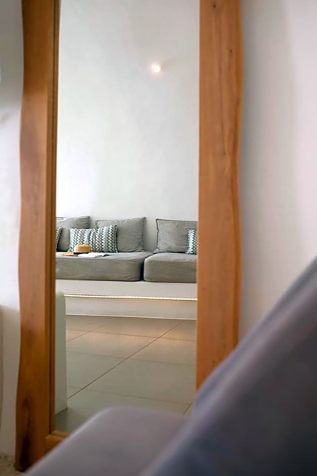 ArmonOia Luxury Caves