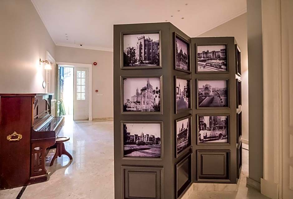 1920s Boutique Hotel and Restaurants