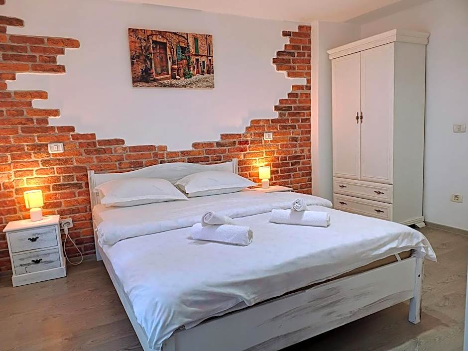 Camere de inchiriat La Locanda