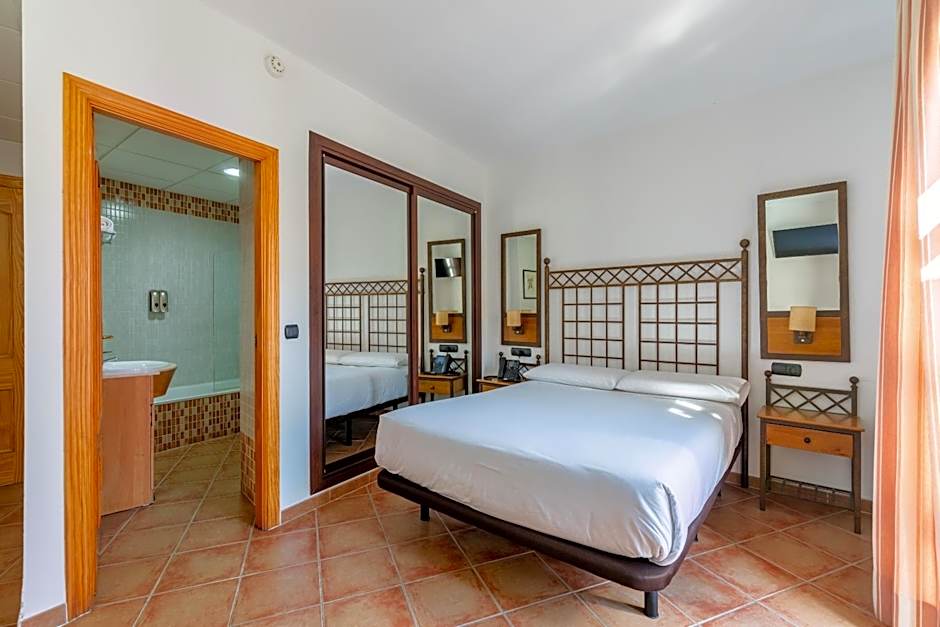 HOTEL HACIENDA SANTA BARBARA