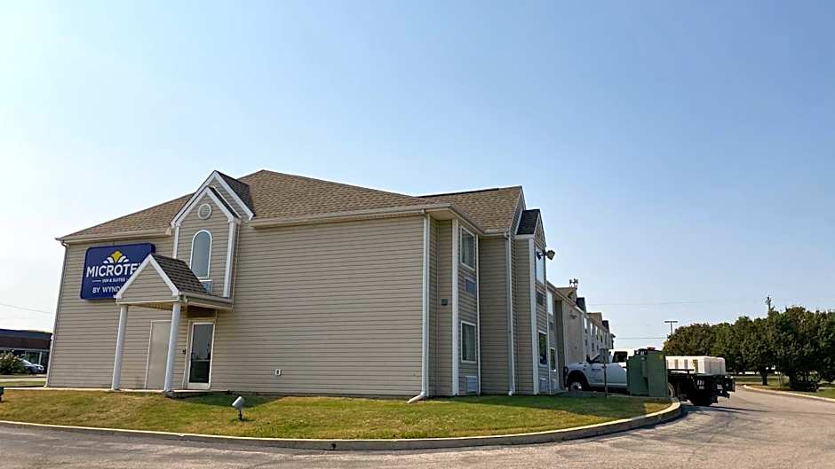 Microtel Inn & Suites by Wyndham Ardmore