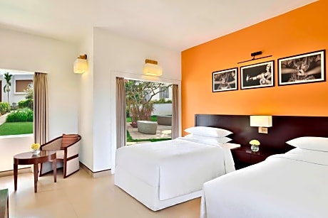 Guest Room, 2 Twin/Single Beds, Balcony