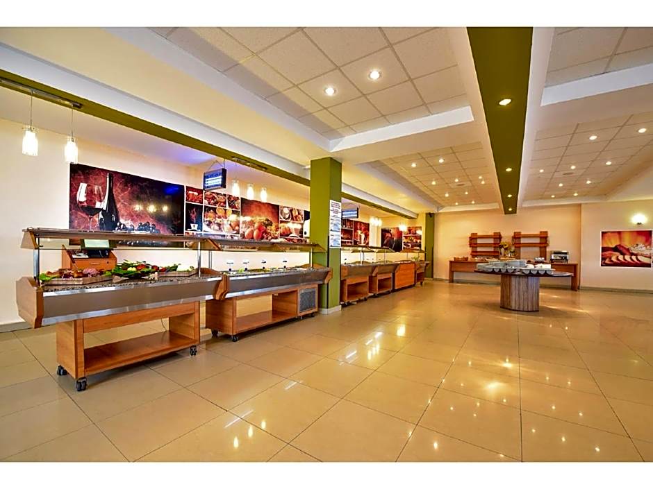 Complex Mediteranean Mamaia