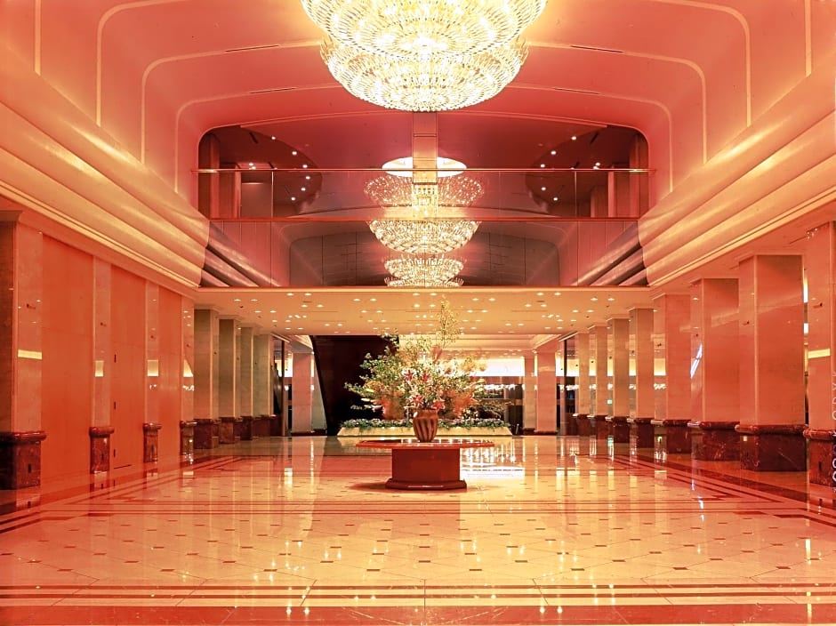 Keio Plaza Hotel