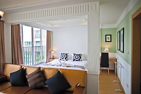 Junior Suite with Balcony