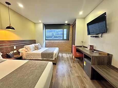 Deluxe Family Room
