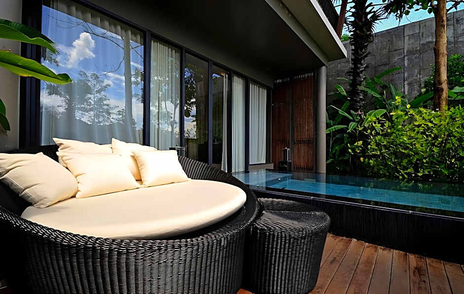 Veranda High Residence