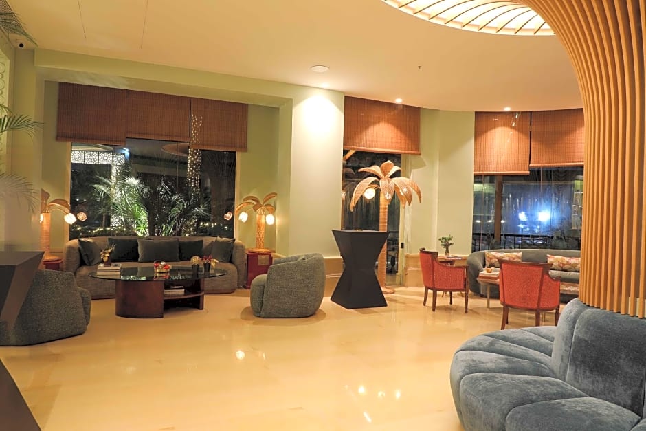 Warwick Palm Beach Hotel