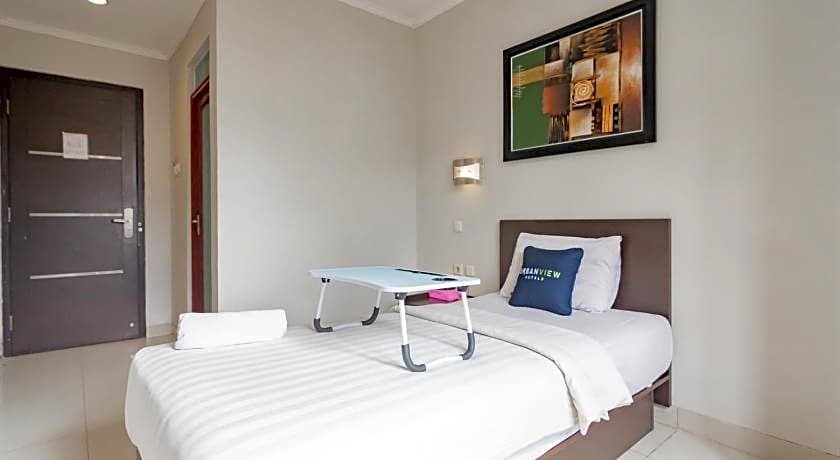 Urbanview Hotel Grand Malabar Bandung by RedDoorz