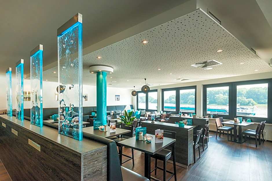 Rheinterrassen Hotel Café Restaurant