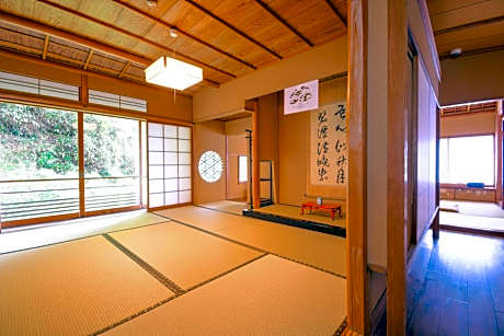 Japanese-Style Superior Room with Private Toilet