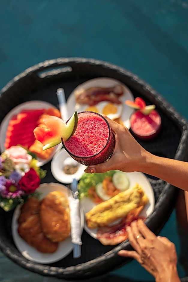 MAHALONA BALI STAY