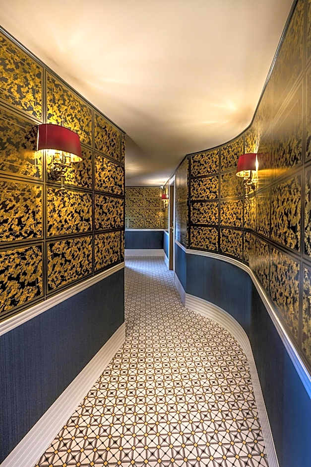 The First One Madrid Preciados