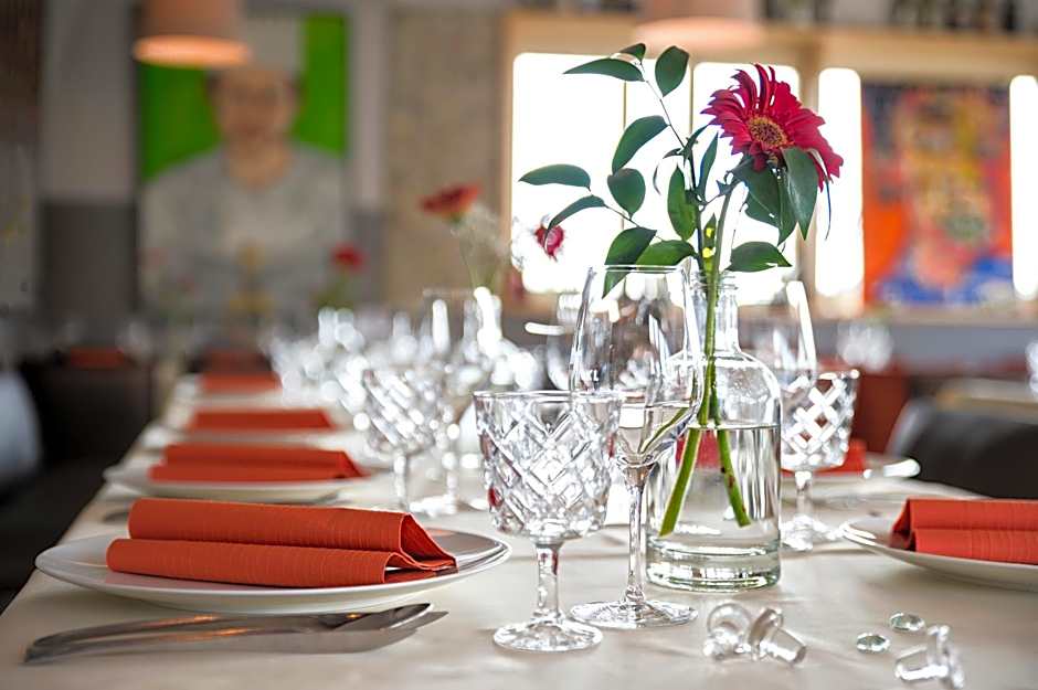 Malerwinkl Restaurant + Kunsthotel