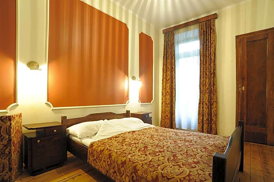 Hostel Deco