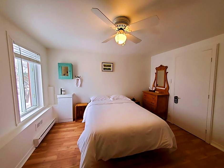 Auberge de la rive de Charlevoix - Auberge de jeunesse familiale pour voyageurs de tous âges