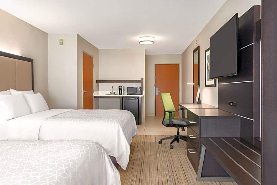 Holiday Inn Express Hotel & Suites Lawton-Fort Sill By IHG