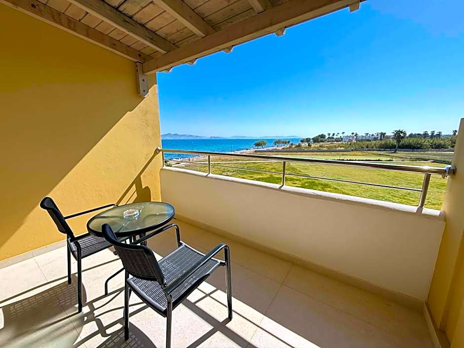 Photo 1 of 10 of Superior, Side Sea View, Top Floor