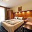Kap House Family Hotel
