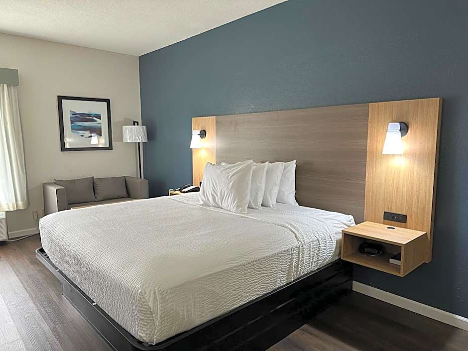 Baymont by Wyndham Moss Point