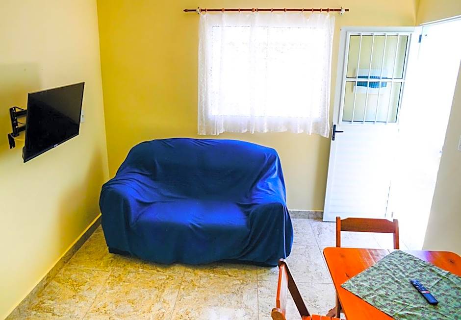 Casa a 950m da Praia Martim de Sa - Caraguatatuba