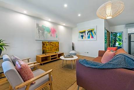 Pet Friendly Oasis By The River, Noosaville