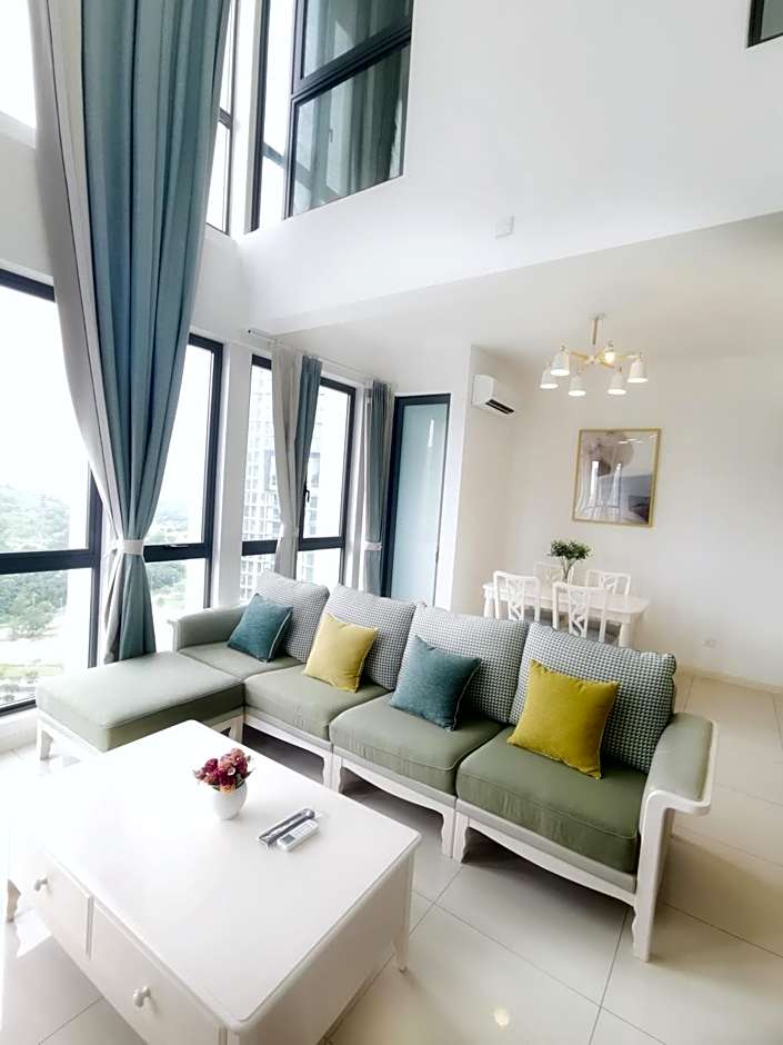 The Elysia Park Residence by Home Owner