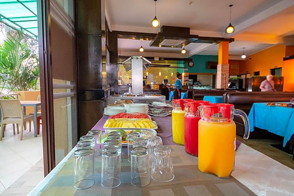 Hillside Plaza Hotel