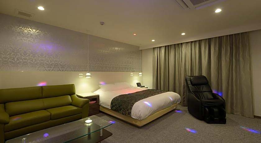 Hotel 5stars (Adult Only)